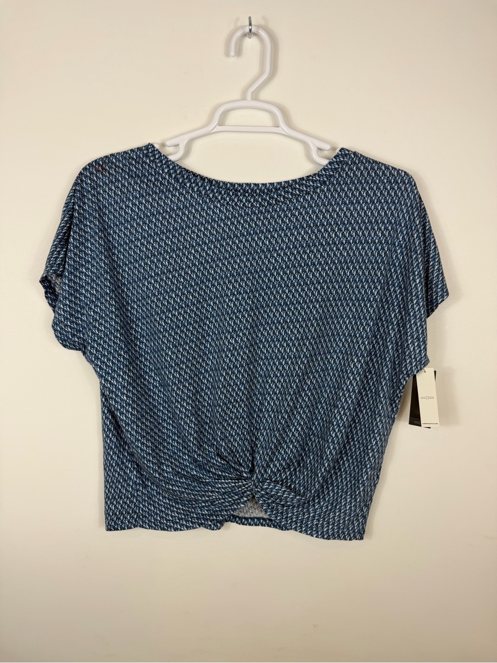 Women’s Blue Patterned Twist-Front Short Sleeve Liverpool Top Small